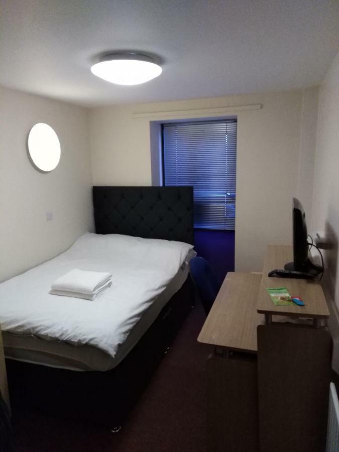 Trigg Hall Bradford  Bagian luar foto